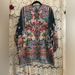 Johnny Was size XL stunning floral button up tunic